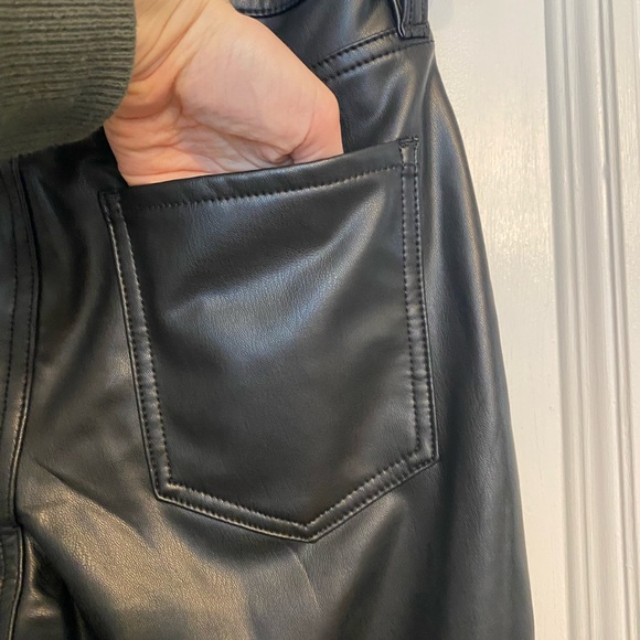 NWT Banana Republic Cropped Leather Pants - Picture 2 of 5